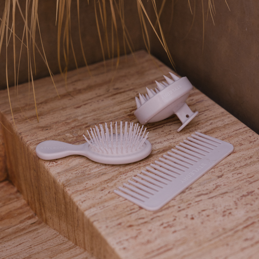 Scalp Brush